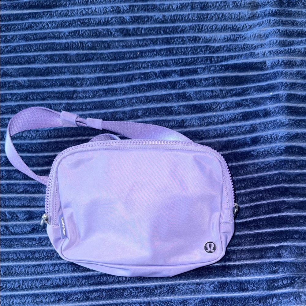Lululemon Athletica Lavender large belt bag